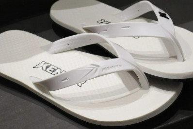 'De Kenner?' Chinelos da marca estão em promoção neste momento! 