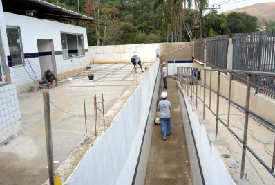 Obras na Escola Municipal Júlio Branco entram em fase de acabamento