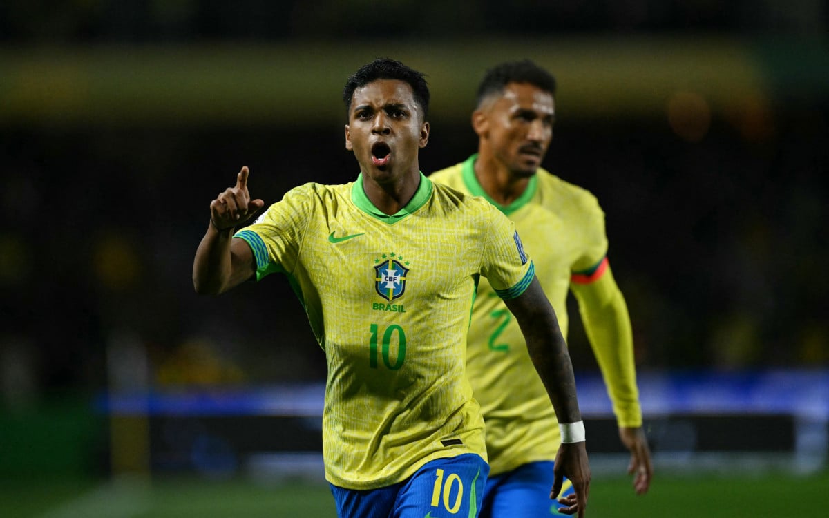 Brazil's forward controls the ball during the 2026 FIFA World Cup South American qualifiers football match between Brazil and Ecuador, at the Major Antônio Couto Pereira stadium in Curitiba, Brazil, on September 6, 2024.
Mauro PIMENTEL / AFP - Mauro PIMENTEL / AFP