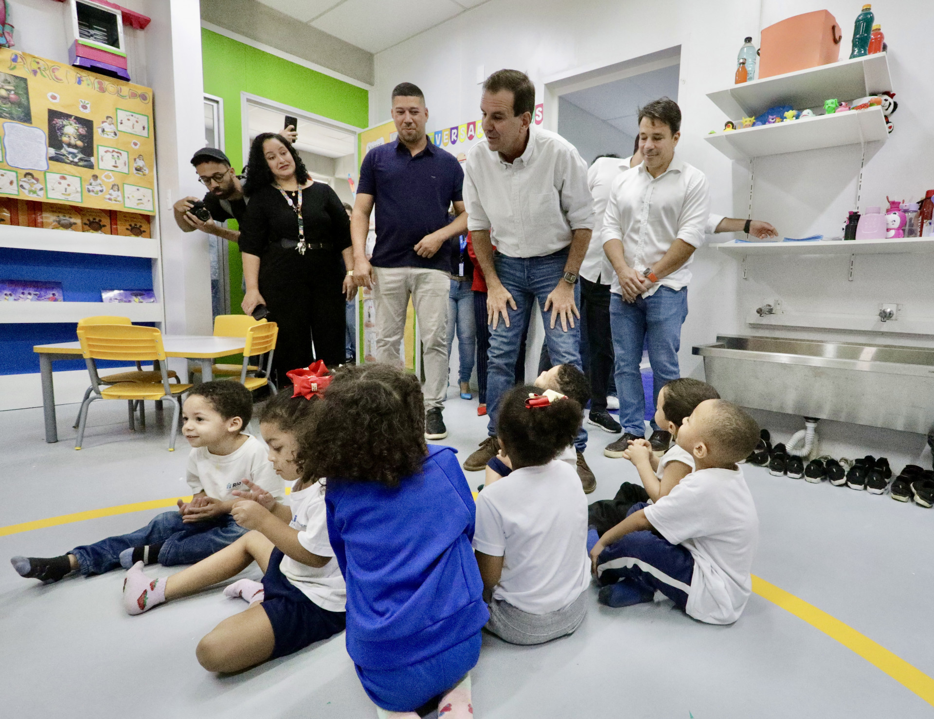 Eduardo Paes visita o Espaço de Desenvolvimento Infantil (EDI) Professora Terezinha Saraiva, em Curicica - Divulgação