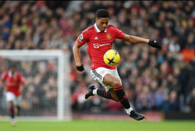 Alvo do Flamengo, Martial não disputa uma partida há oito meses 