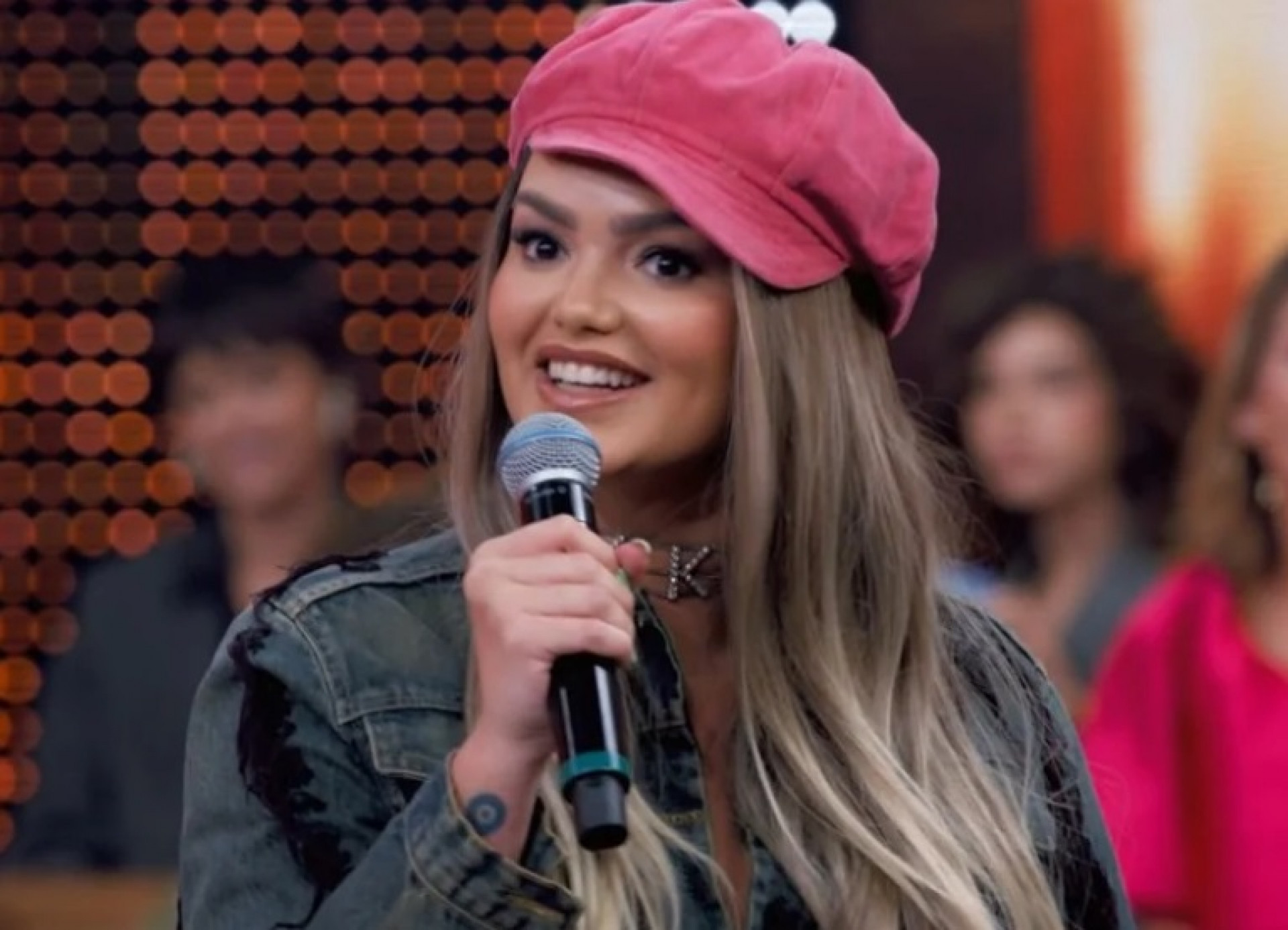 Suzanna Freitas dubla a mãe, Kelly Key, em programa de TV - Reprodução do Instagram