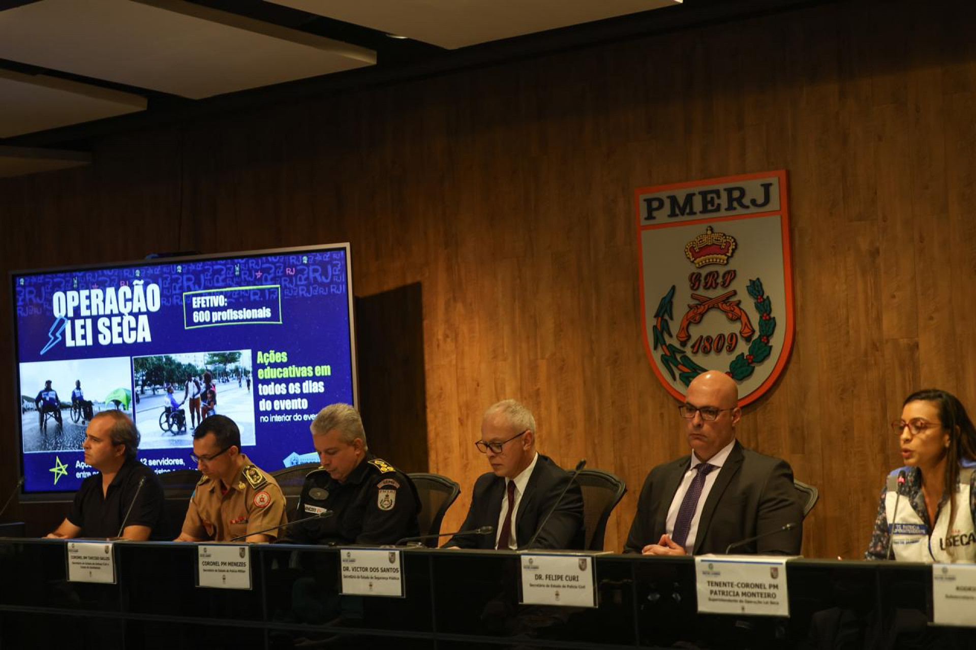 Apresentação do planejamento de segurança para o Rock in Rio no Centro Integrado de Comando e Controle (CICC)
 - Renan Areias/Agência O Dia