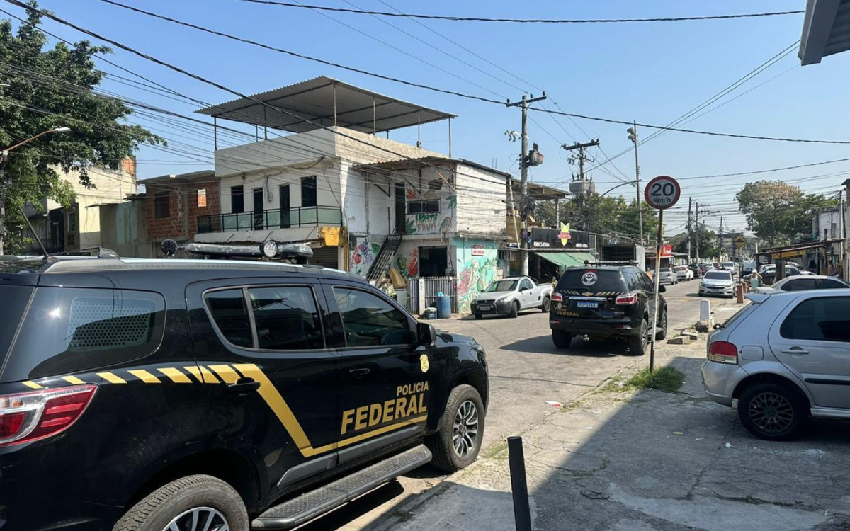 Agentes miram quadrilha que fornecia drogas para o Complexo da Maré