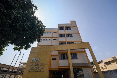 Homem é preso por matar o ex-marido da mulher a tiros em Itaguaí