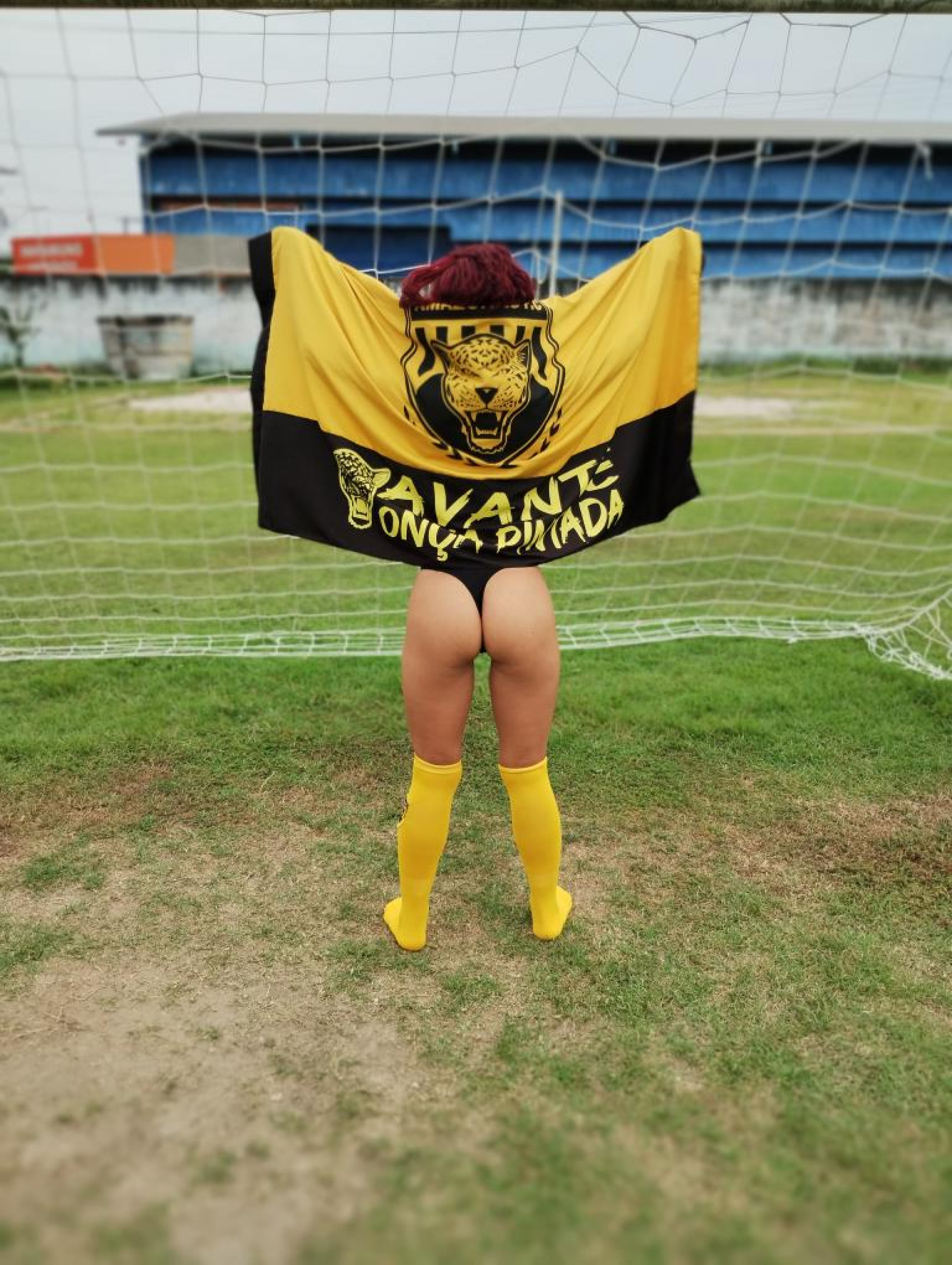 Adriana Barros é a beldade do Amazonas FC no concurso Musa do Brasileirão - Divulgação