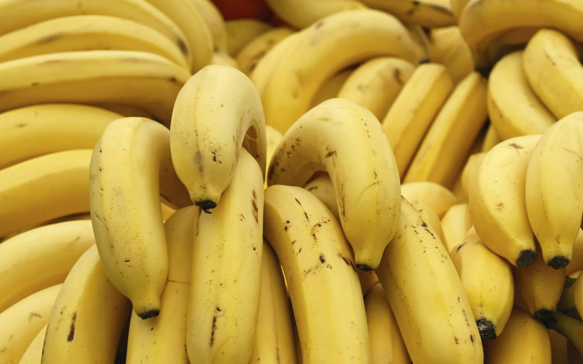 Os hóspedes ainda pediram um menu personalizado de alérgenos para um cão de estimação, uma torrada extremamente queimada, um cachorro-quente de caviar, leite de cabra fresco, 2kg de bananas e a exigência de um \'high five\' (um cumprimento feito com as mãos espalmadas para cima) de um membro da equipe do hotel \