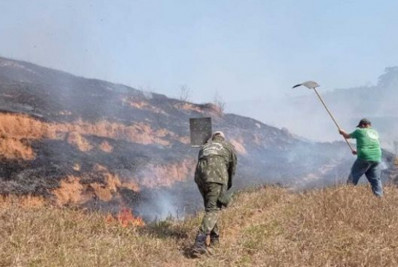 Fogo se alastra pela Zona Rural do município 