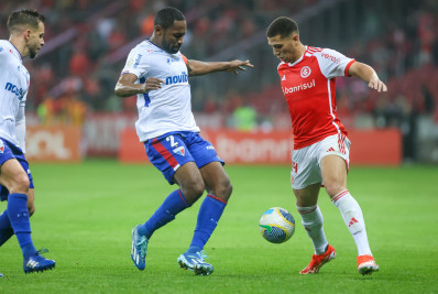 Derrota do Fortaleza para o Inter mantém o Botafogo na liderança do Brasileirão