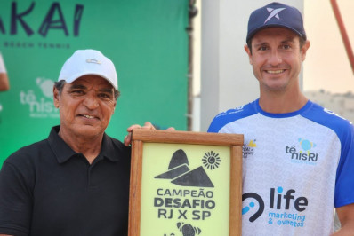 Equipe comandada por niteroiense participa de prévia de Beach Tênis