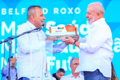 Presidente Lula, ao lado do prefeito Waguinho, participa do lançamento da Rede Alyne em Belford Roxo