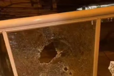 Casa de empresário é atacada a tiros na Baixada Fluminense