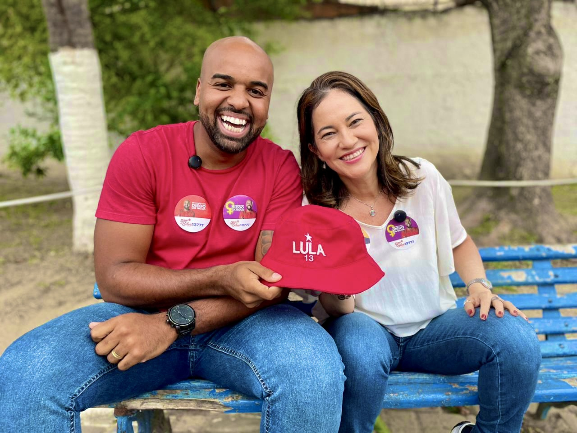 Elika Takimoto e Diego Silva   - Rede social 