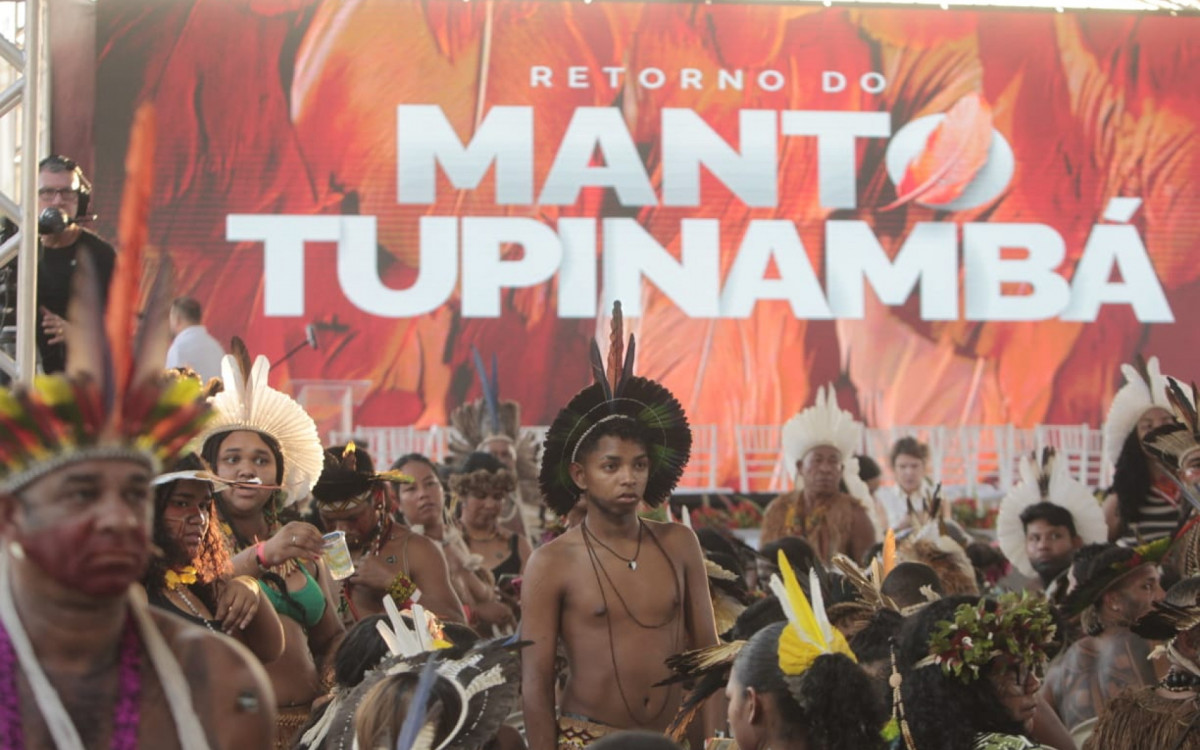 Indígenas celebraram retorno do Manto Tupinambá ao Brasil durante evento na Quinta da Boa Vista