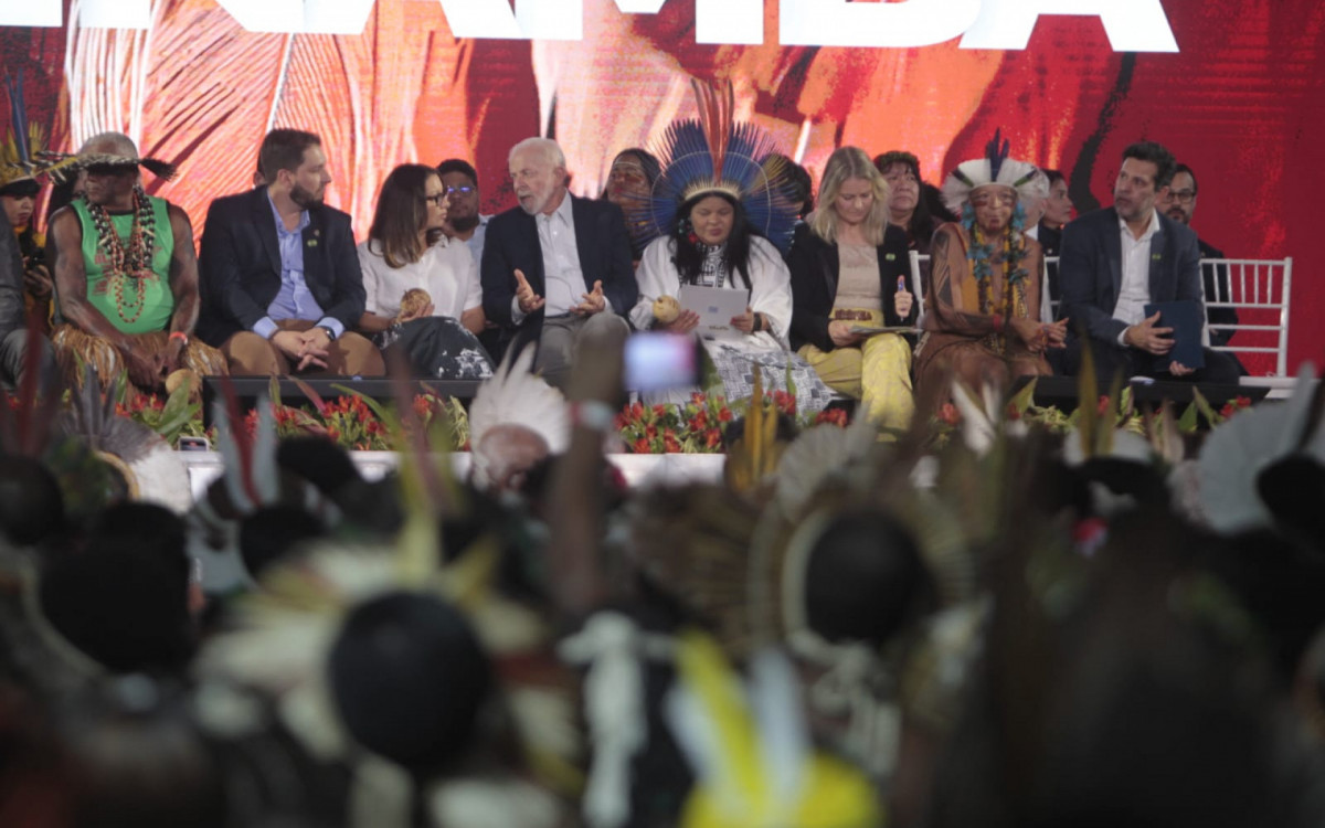 Presidente Lula e outras autoridades participam de evento que celebra retorno do Manto Tupinambá ao Brasil