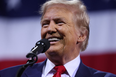 Trump participará de reabertura de Notre-Dame em Paris