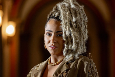 Lourena cancela apresentação no Rock in Rio por questões de saúde