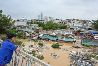 Sobe para 200 o número de mortos em passagem de tufão pela Ásia
