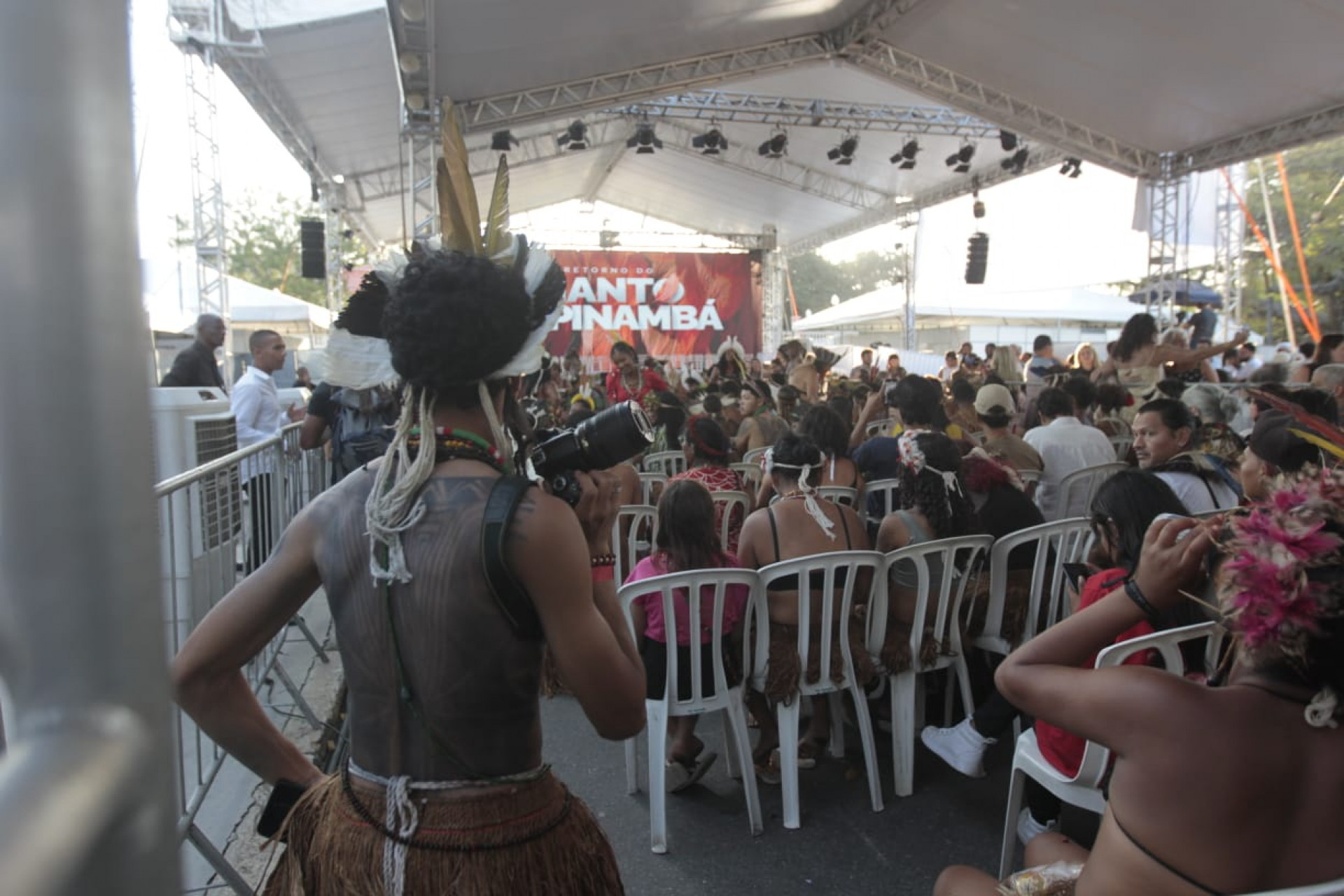 Indígenas celebraram retorno do Manto Tupinambá ao Brasil durante evento na Quinta da Boa Vista - Reginaldo Pimenta / Agência O Dia