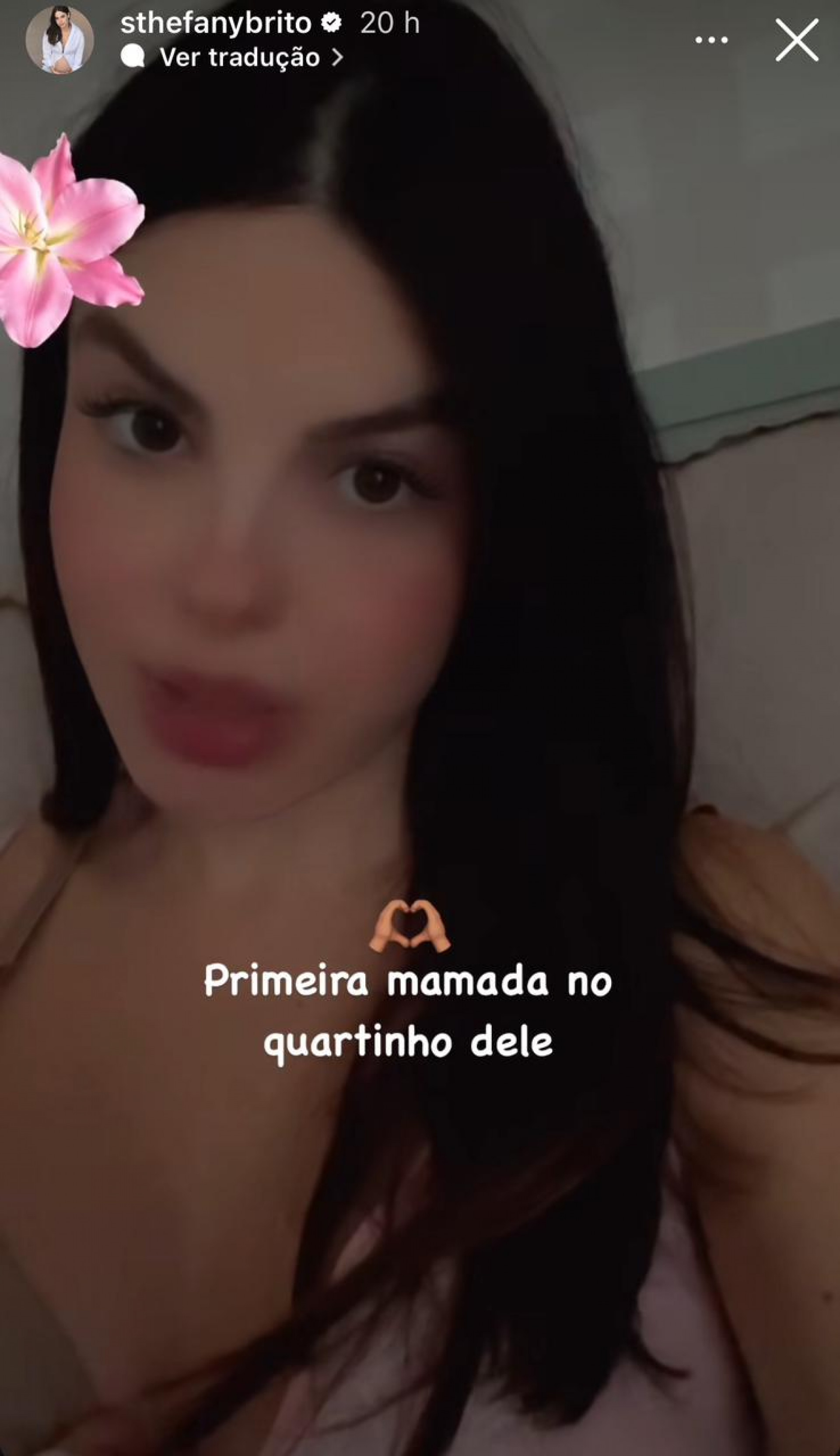 Sthefany Brito comenta sobre a primeira amamentação depois de sair do hospital - Reprodução / Instagram