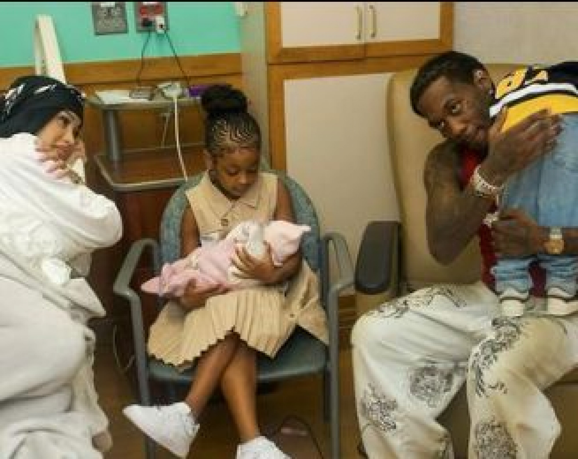 Cardi B tem terceira filha com o rapper Offset após divórcio do casal - Reprodução / Instagram