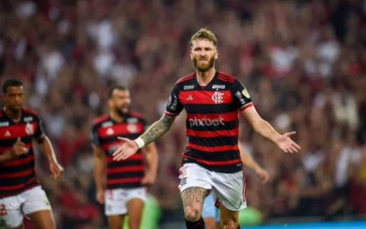 Léo Pereira celebra marca pelo Flamengo e elege jogo mais marcante com a camisa rubro-negra