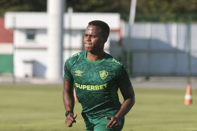 Fluminense tenta evitar temporada com artilheiro com menos gols no Século