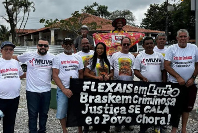 Vítimas da Braskem protestam durante encontro do G20, em Maceió