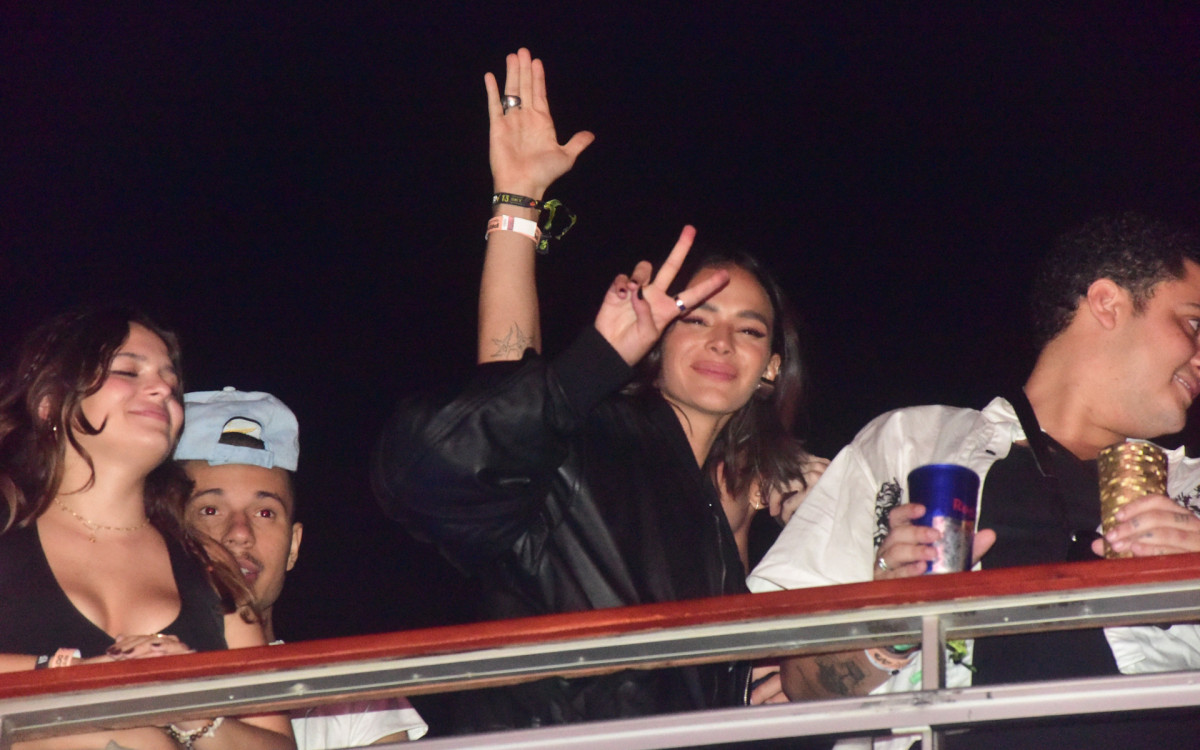 Bruna Marquezine e João Guilherme durante o primeiro dia do Rock in Rio