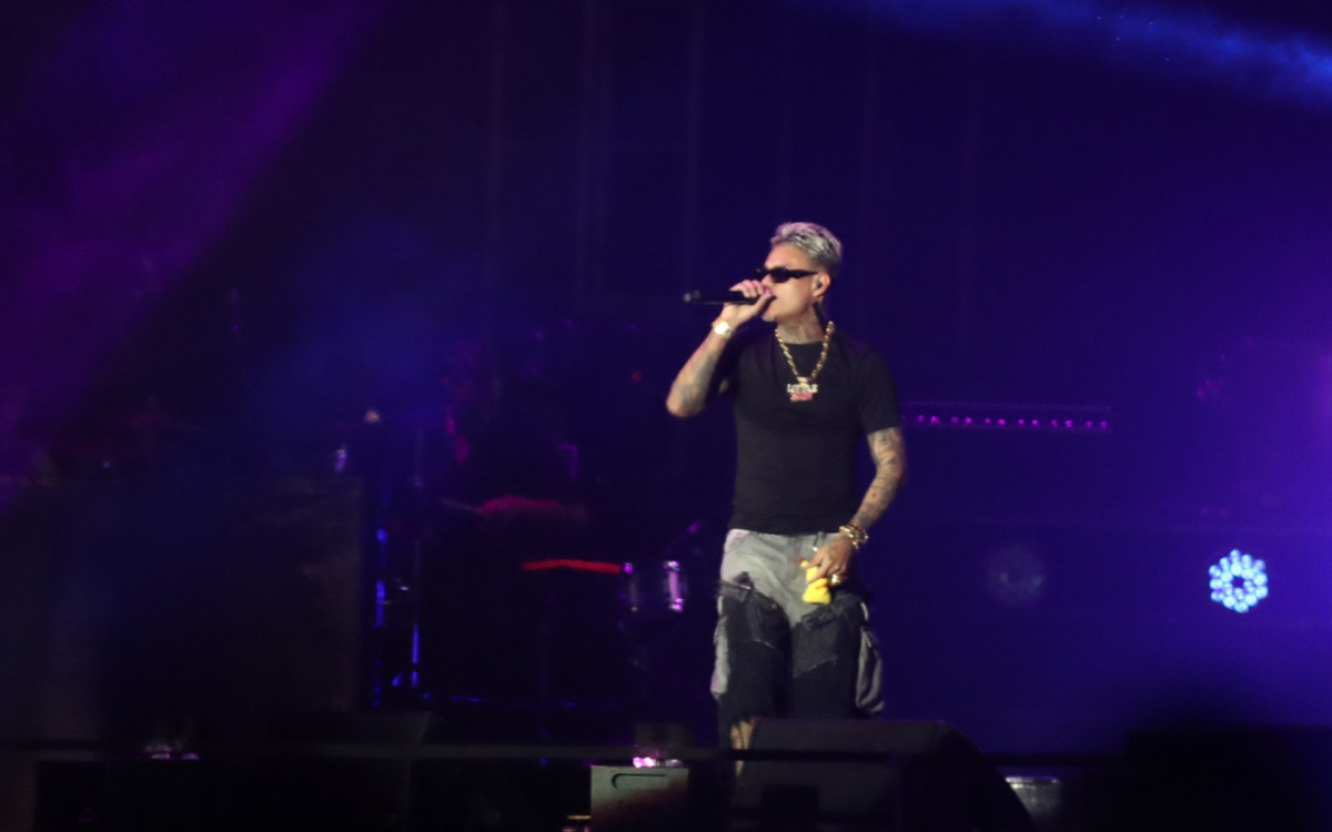 Mc Cabelinho e Coral das Favelas no palco Sunset. Fotos: Pedro Teixeira/ Agência O Dia