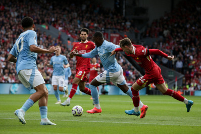 Liverpool é surpreendido em casa e perde para o Nottingham Forest