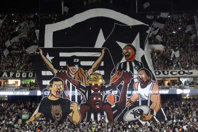 Movimento de torcedores do Botafogo anuncia mosaico na final da Libertadores