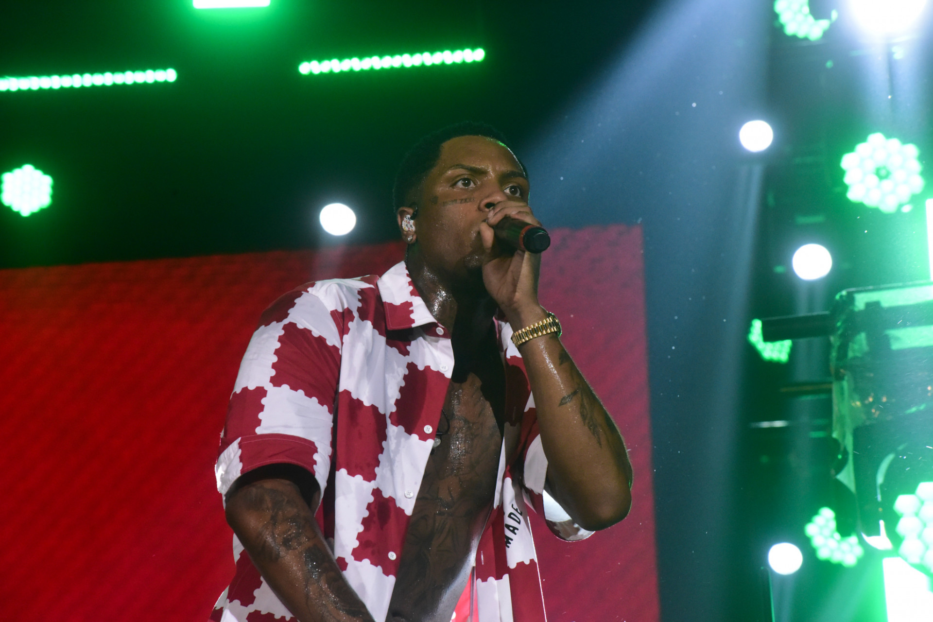 Veigh e KayBlack transformaram o Palco Sunset em um 'ringue' - Natália Rampinelli/ AgNews