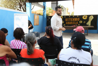 Centro Dia do Idoso aponta importância da vida em palestra para os assistidos