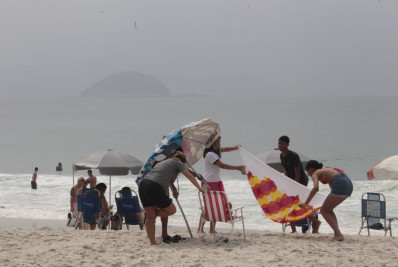 Frente fria vai trazer 'chuva preta' para o Rio? Especialista explica