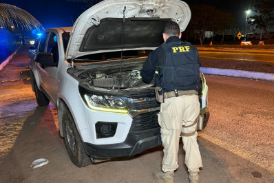 PRF apreende veículo furtado na cidade do Rio e prende homem por receptação