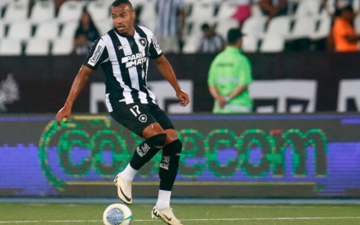 Marlon Freitas projeta duelo do Botafogo contra o São Paulo: &#8216;Impor ritmo&#8217;