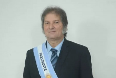 Milei: 'Adoraria colocar o último prego no caixão do kirchnerismo'