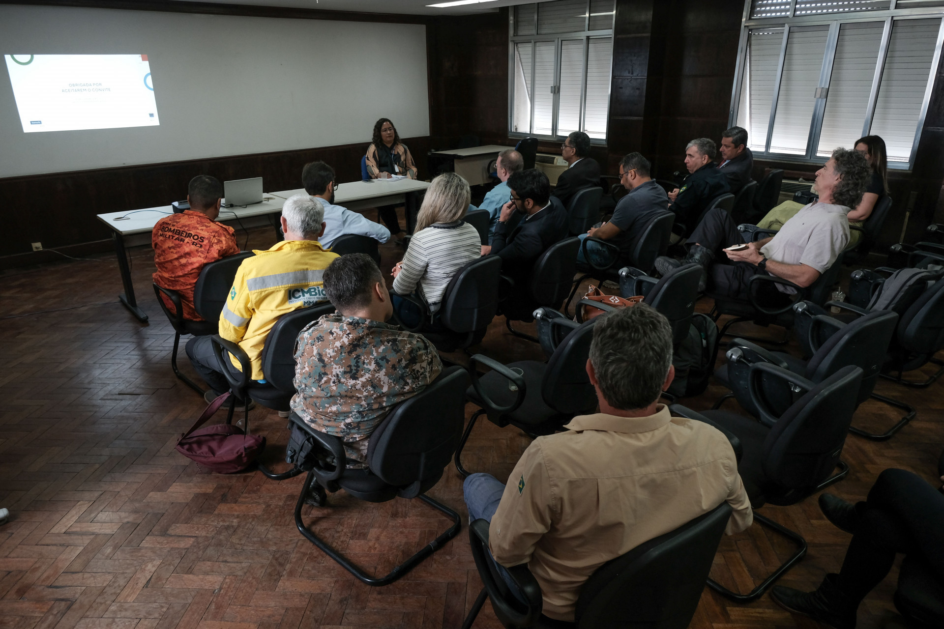 &Oacute;rg&atilde;os federais e estaduais se reuniram na sede do Ibama para debater os inc&ecirc;ndios florestais - Pedro Ivo/Ag&ecirc;ncia O Dia