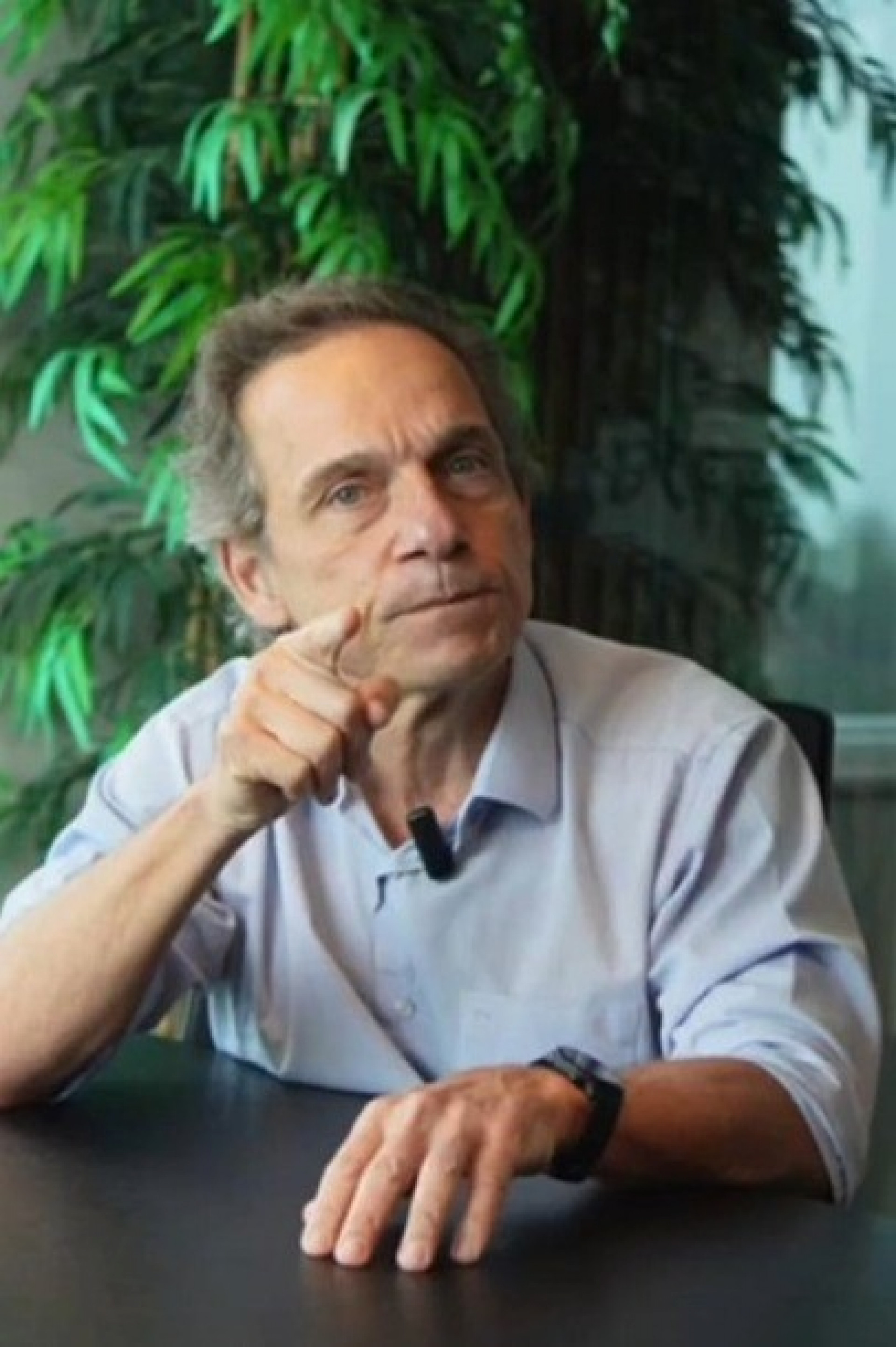 Justiça multa Dr. Aluízio e manda remover vídeo associando Welberth ao tráfico