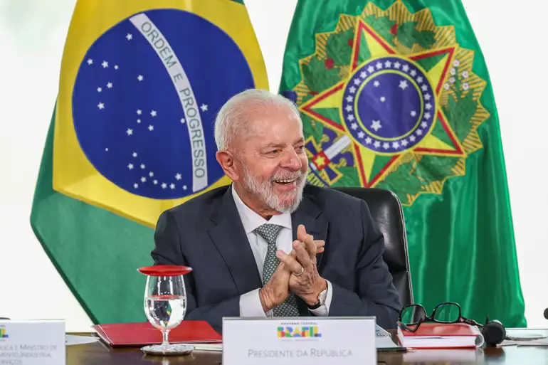 Lula não assumiu ser comunista, diferentemente do que afirma post