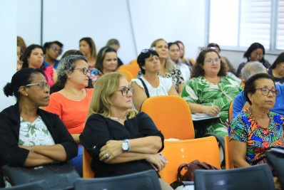 Educação de Belford Roxo realiza formação continuada para profissionais da rede municipal