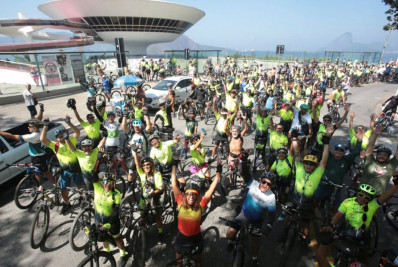 Passeio ciclístico marca o Dia Mundial Sem Carro em Niterói