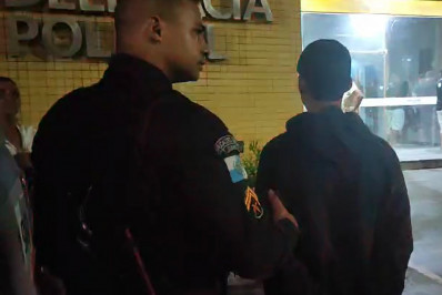 Polícia Militar prende suspeito de tráfico de drogas em operação no Cidade Praiana