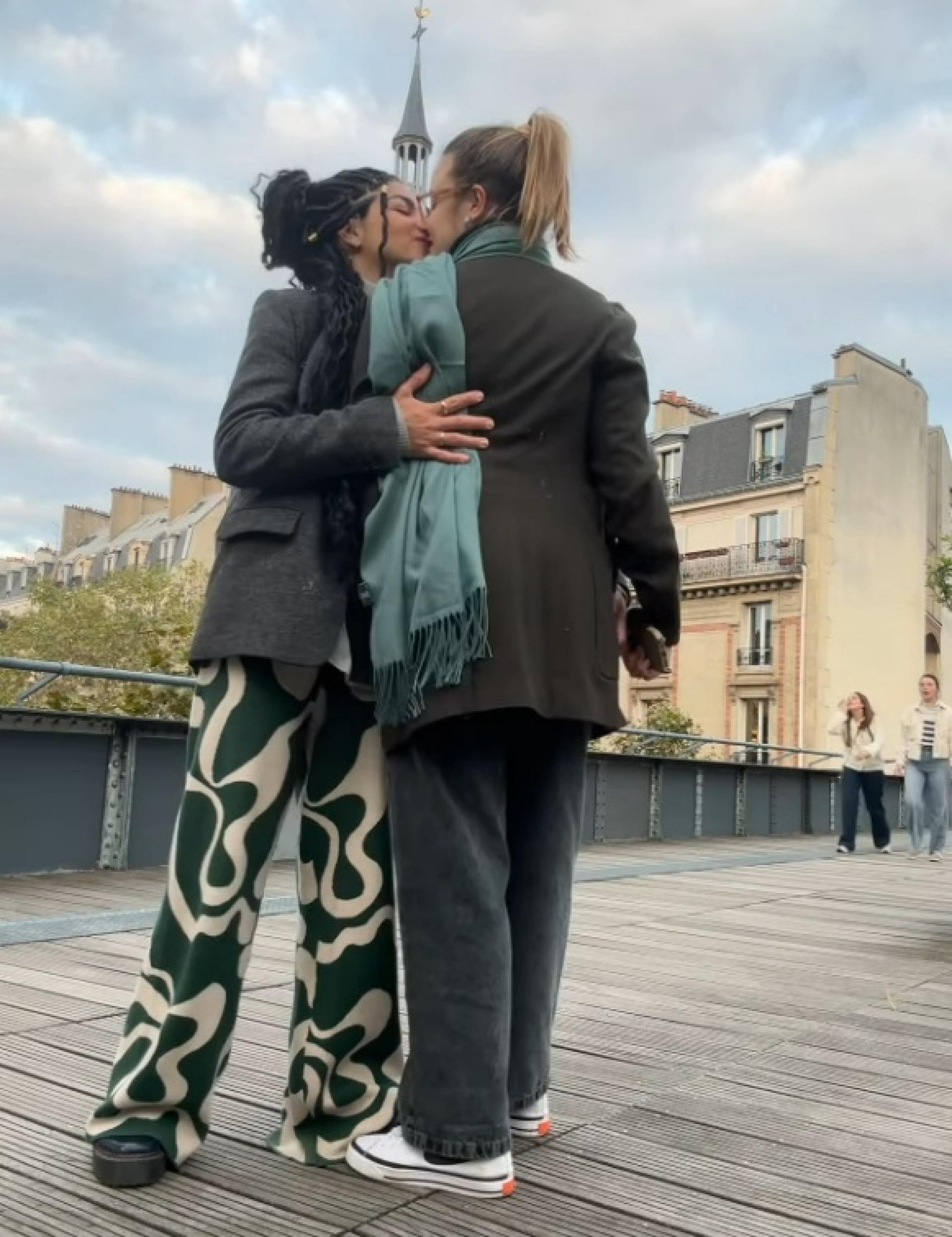 Samantha Jones curte viagem romântica com a namorada, Manu Morelli - Reprodução do Instagram