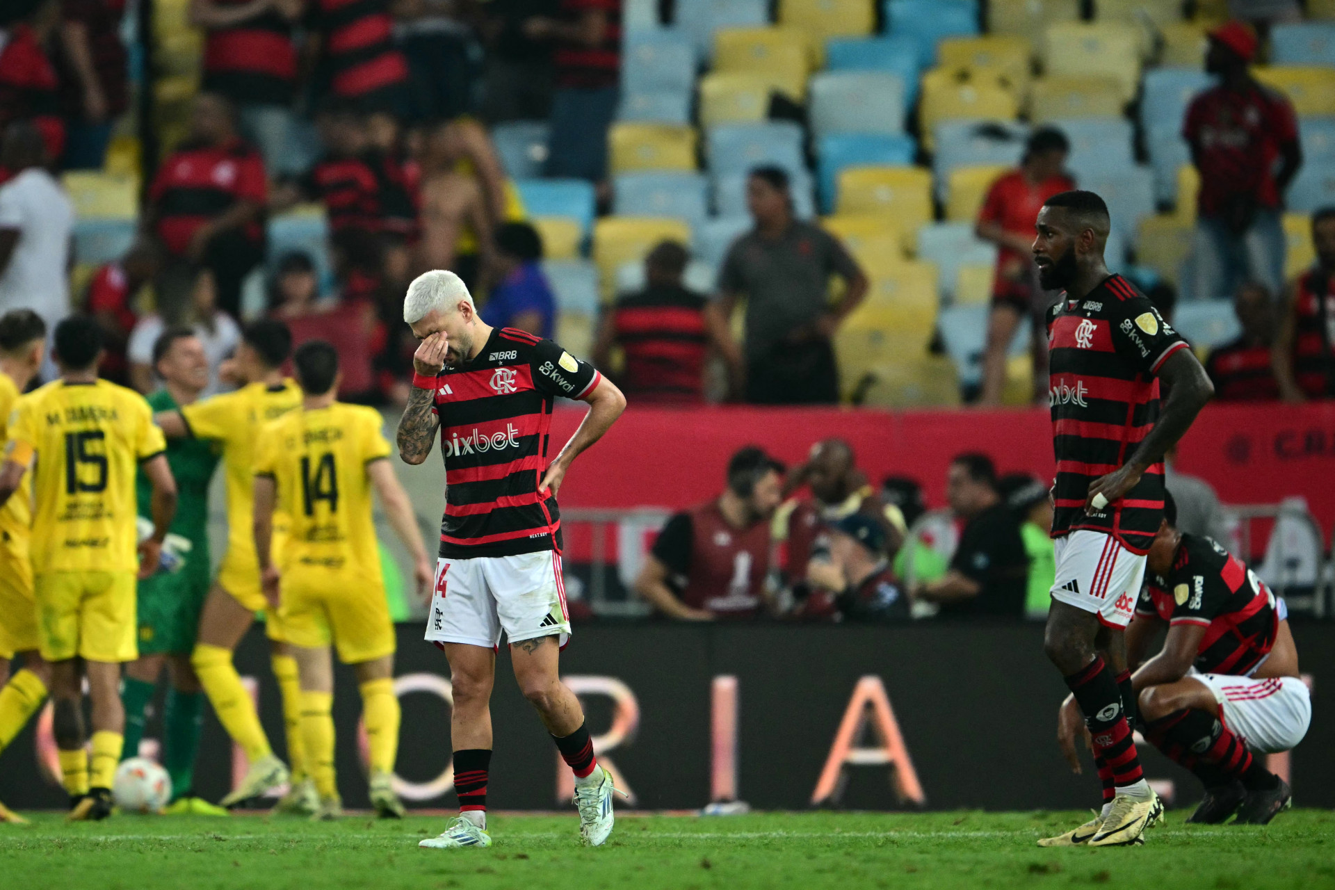 Flamengo perdeu para o Peñarol no Maracanã e se complicou na Libertadores - Mauro Pimentel/AFP