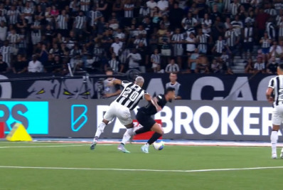 Botafogo x Corinthians: CBF divulga análise do VAR em pênalti cometido por Barboza