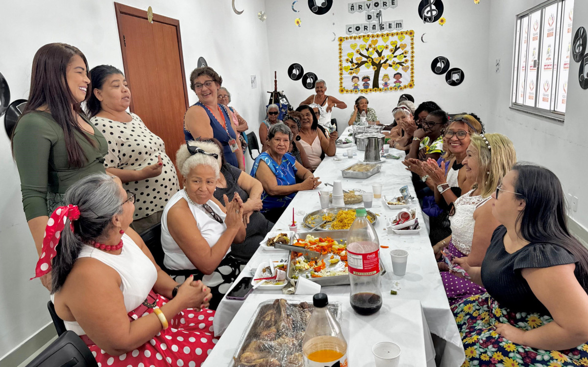 Após o baile rolou aquela confraternização tradicional entre as usuárias do API