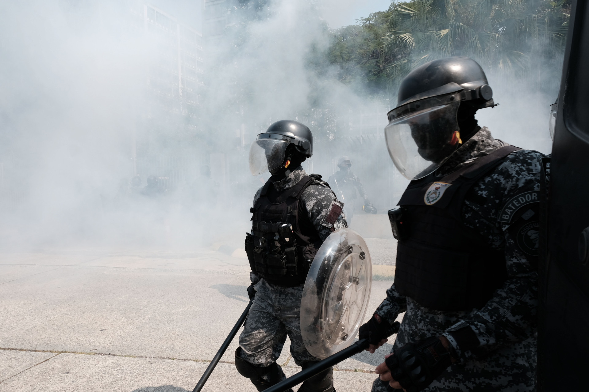 Batalhão de Choque retirou estudantes que ocupavam a Uerj nesta sexta-feira (20) - Pedro Ivo/Agência O Dia