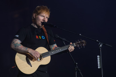 Ed Sheeran encanta público do Rock in Rio com show sem estruturas grandiosas e dançarinos 